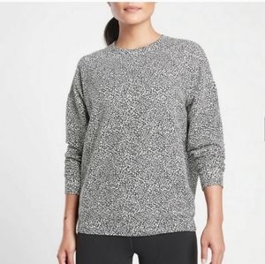 Athleta Balance Pullover Lightweight Sweatshirt in Black Micro Cheetah Print XS